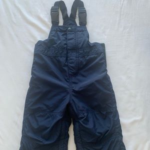 Baby snowsuit set. Amazing condition! Used for one winter with my 1 year old.